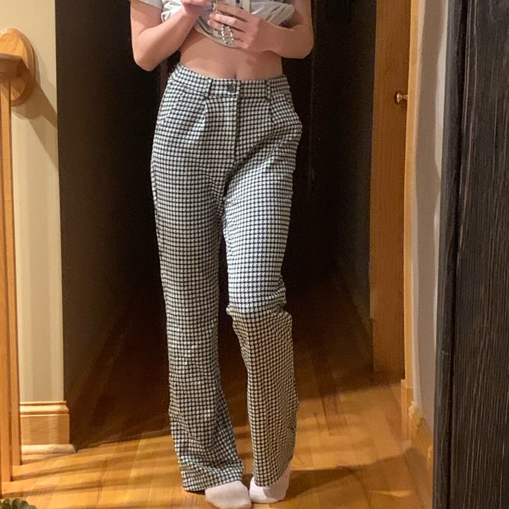 Cider Houndstooth Print Black and
White Trousers
